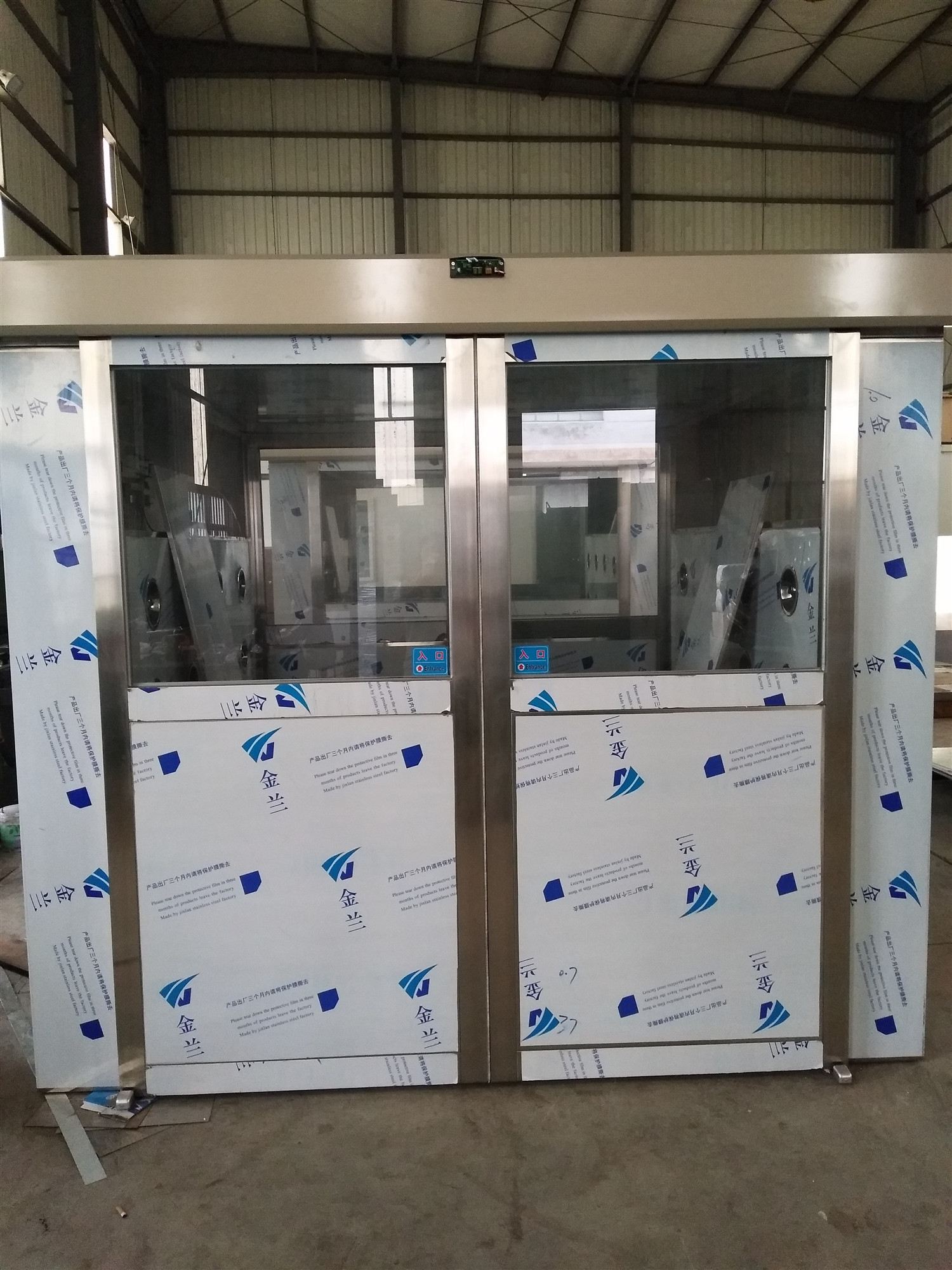 風(fēng)淋室生產(chǎn)廠家解析自動(dòng)門(mén)風(fēng)淋室操作流程